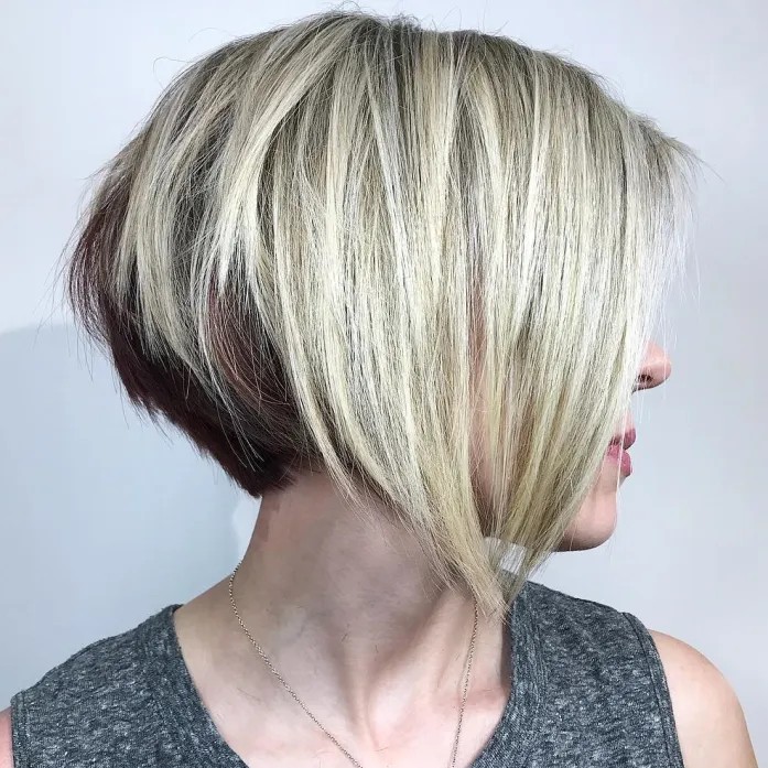Edgy Layered Bob with Bold Color Contrast