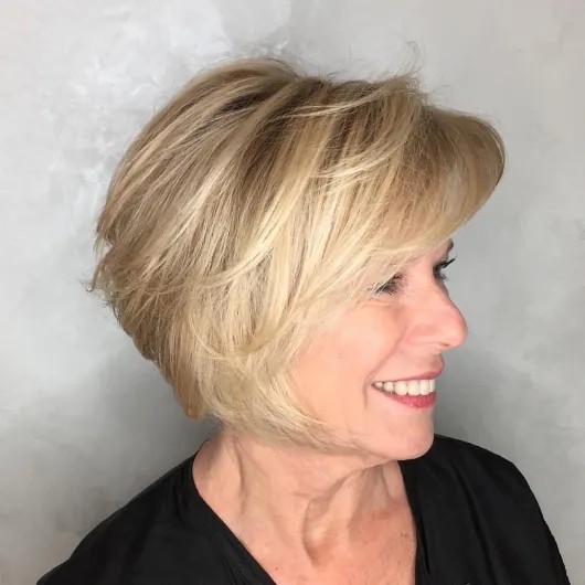 Textured Soft Bob with Feathered Layers