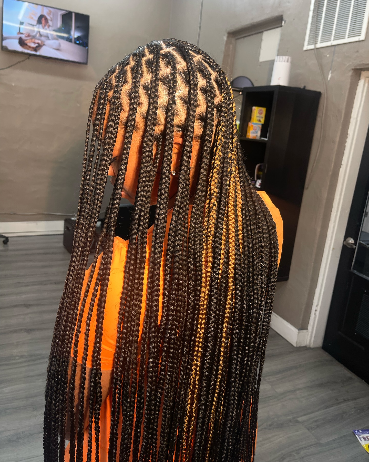 Bold Long Knotless Braids with Subtle Caramel Highlights