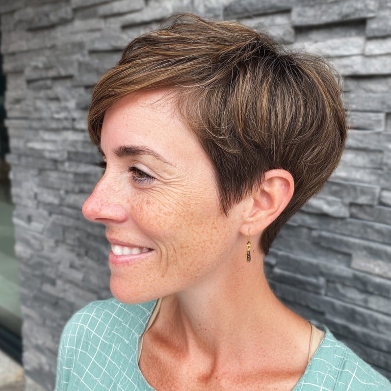 Dynamic Textured Pixie with Soft Layers