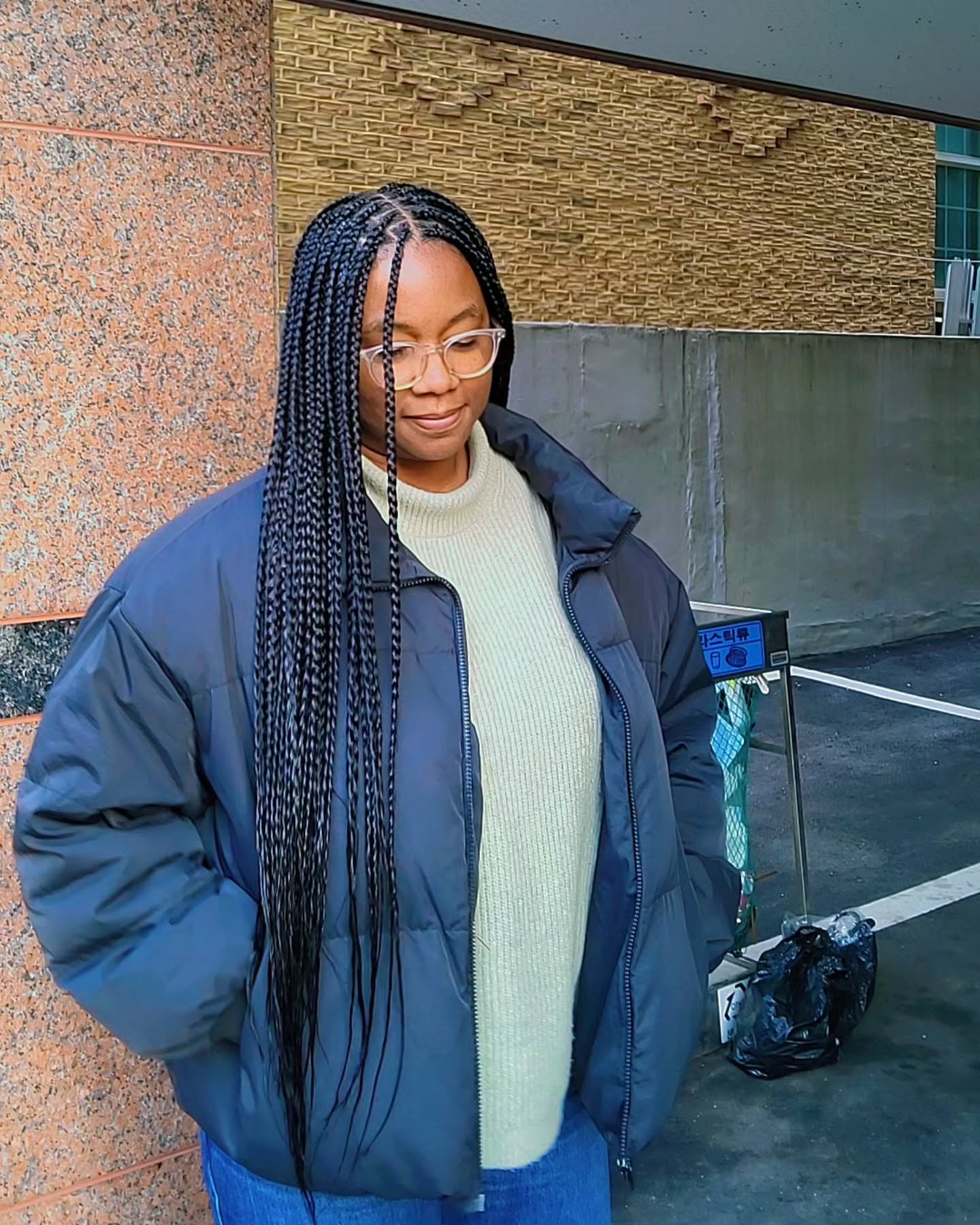 Elegant Long Knotless Braids with Subtle Face-Framing Layers