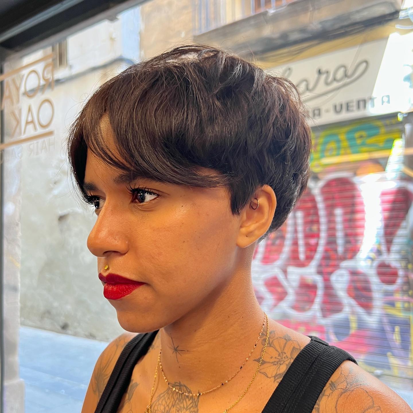 Chic Textured Pixie Cut with Side-Swept Bangs