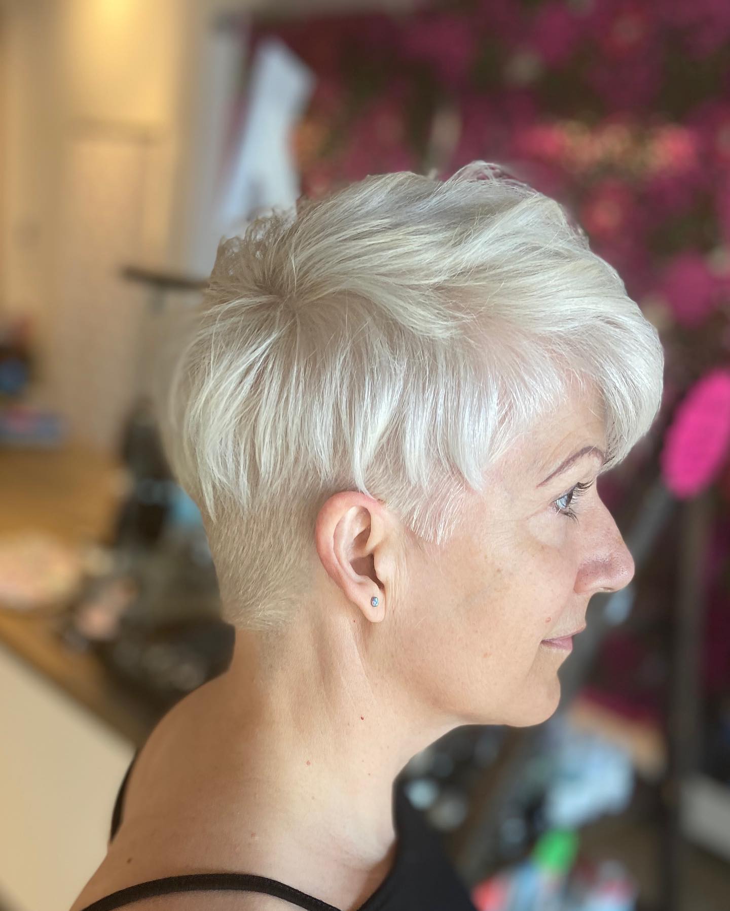 Modern Textured Pixie Cut with Subtle Layers