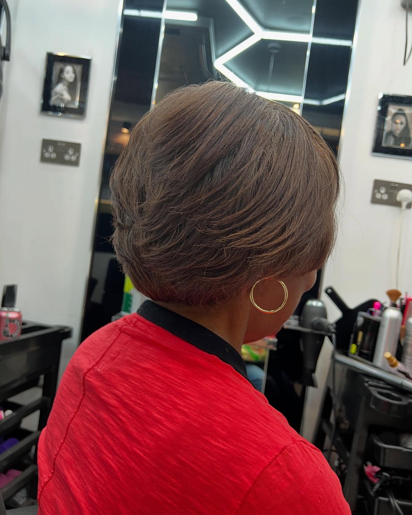 Chic Feathered Bob with Soft Volume