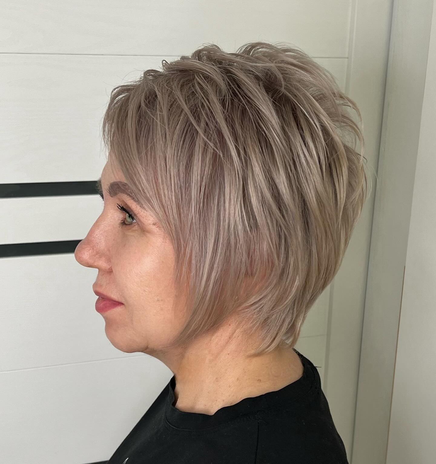 Dynamic Undercut Pixie with Textured Layers