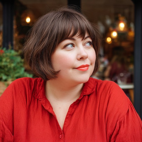 Textured Pageboy Bob with Playful Wispy Bangs