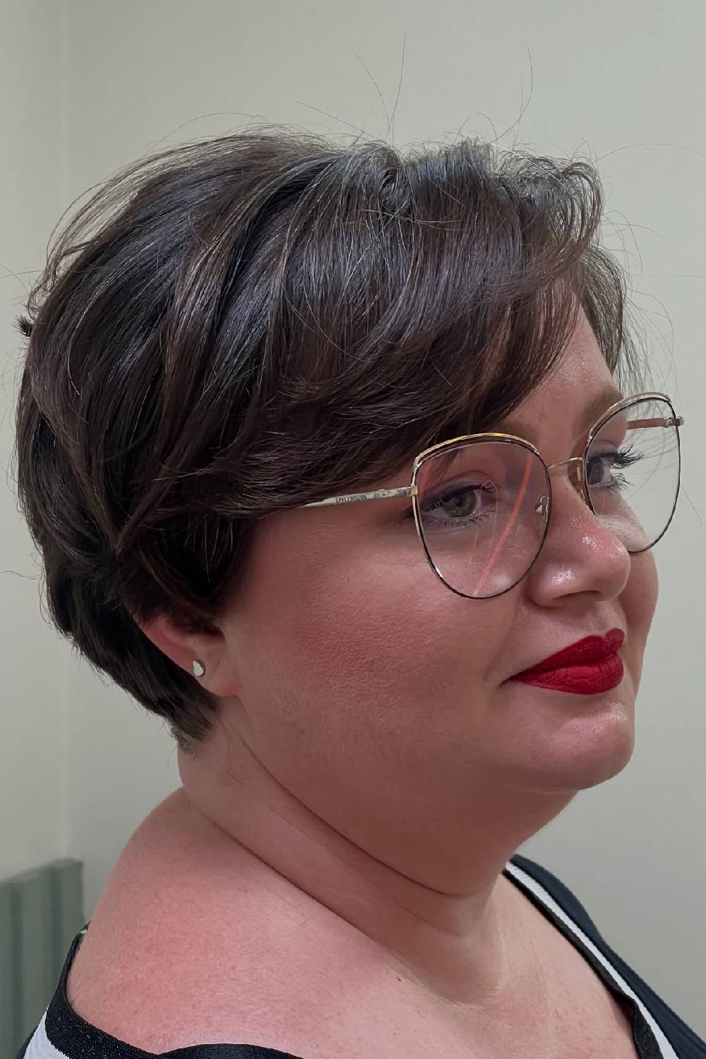 Bold Textured Pixie Cut with Soft Waves