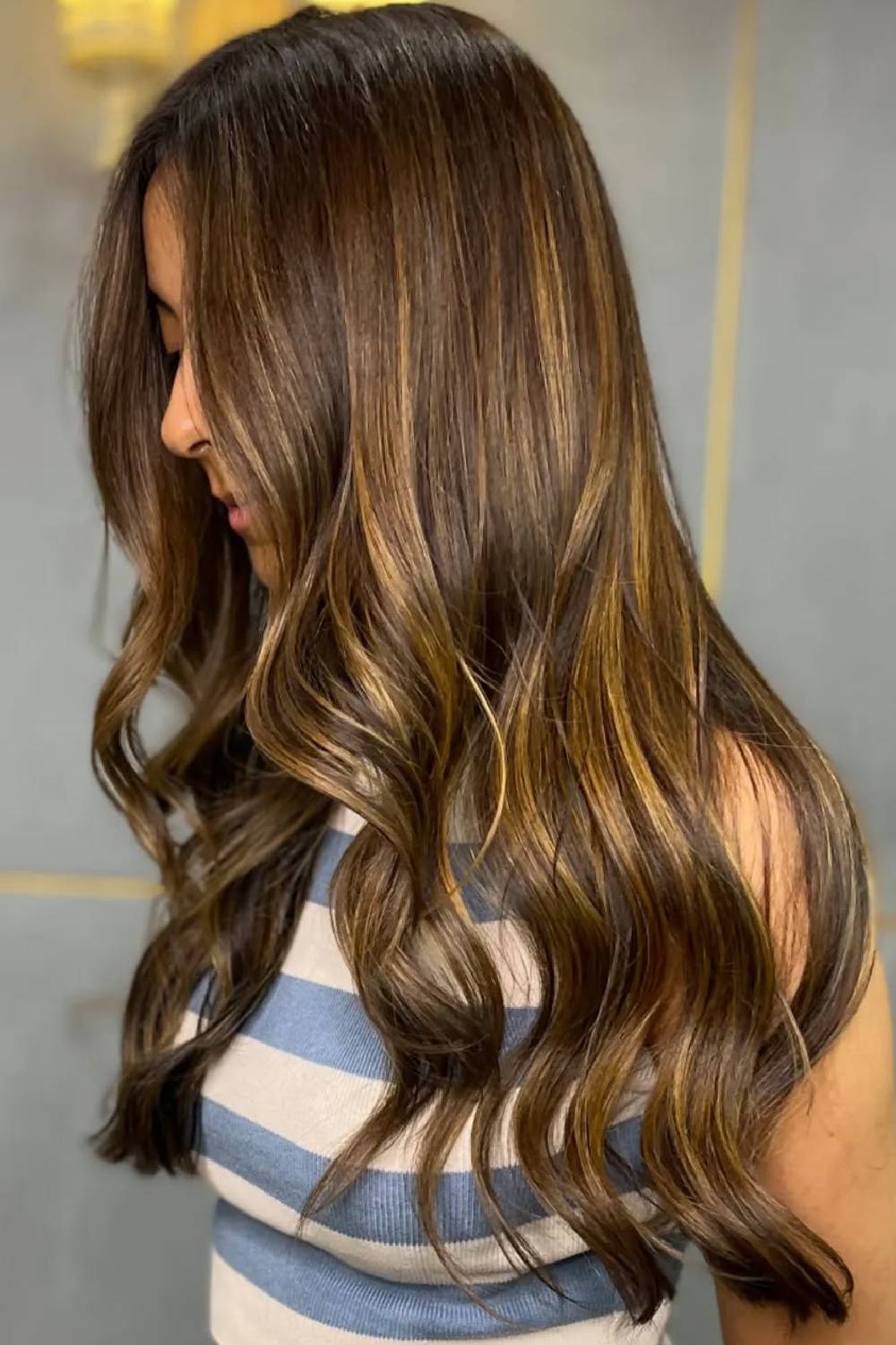 Luxurious Long Waves with Golden Highlights