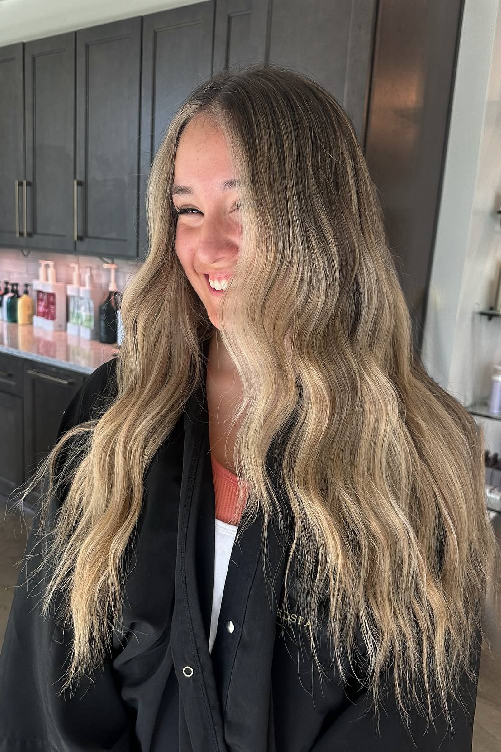 Textured Beachy Waves with Rooted Balayage