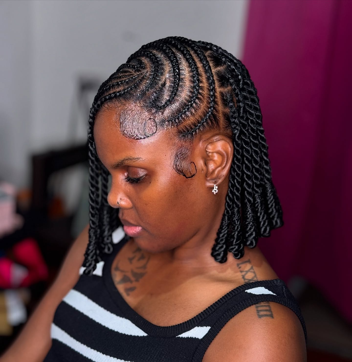 Stylish Layered Knotless Braids with Defined Parting