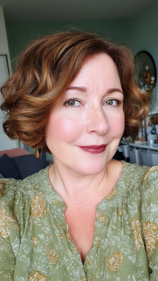 Elegant Chocolate Curls with Subtle Highlights