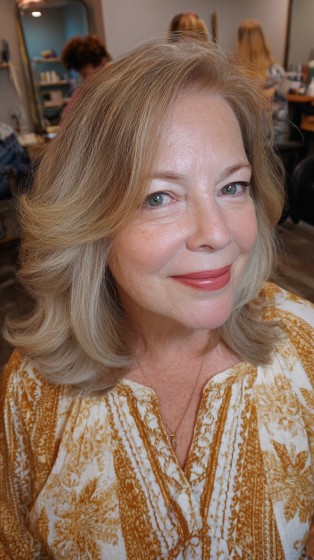 Charming Layered Midi Bob with Soft Volume