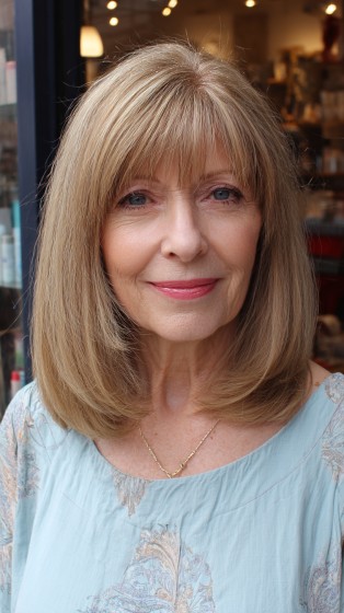 Sleek Long Bob with Soft Face-Framing Layers
