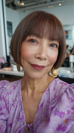 Sleek Straight Bob with Bold Fringe