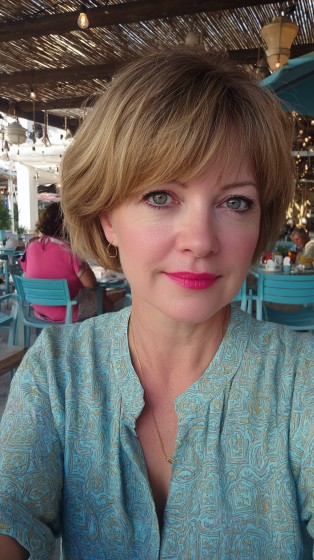 Textured Light Brown Bob with Soft Layers