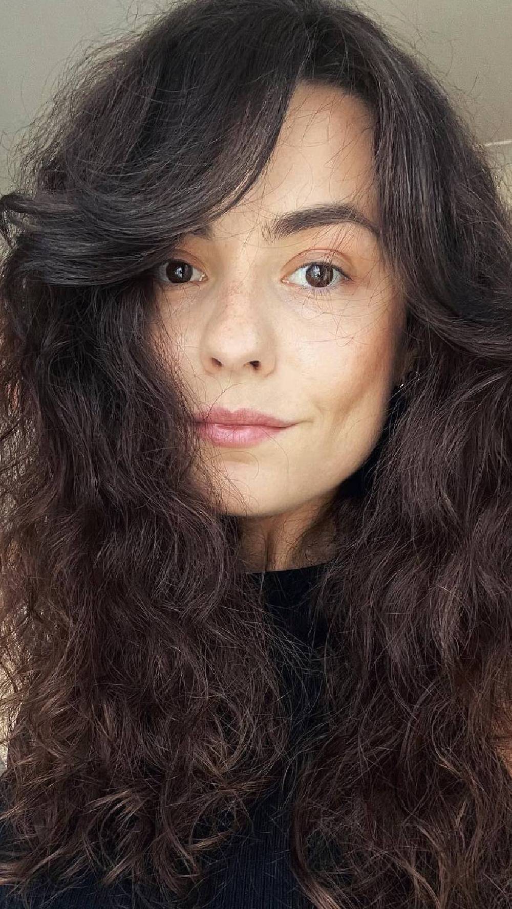 Textured Curly Bangs with Soft Layers