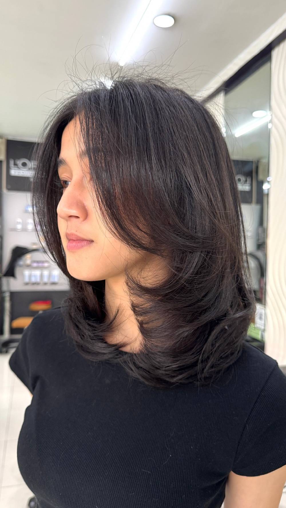 Beautifully Voluminous Medium-Length Layered Cut