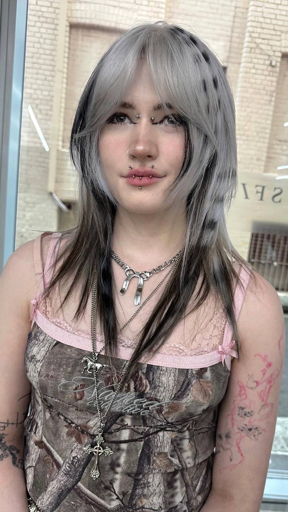 Chic Textured Wolfcut with Silver Highlights