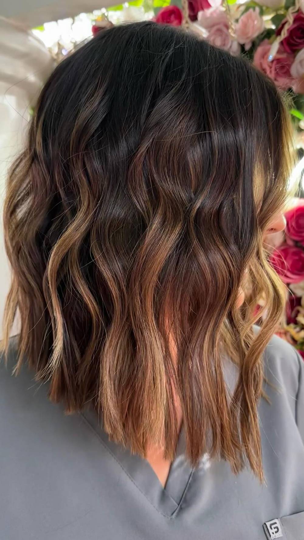 Chic Textured Mid-Length Waves with Subtle Balayage