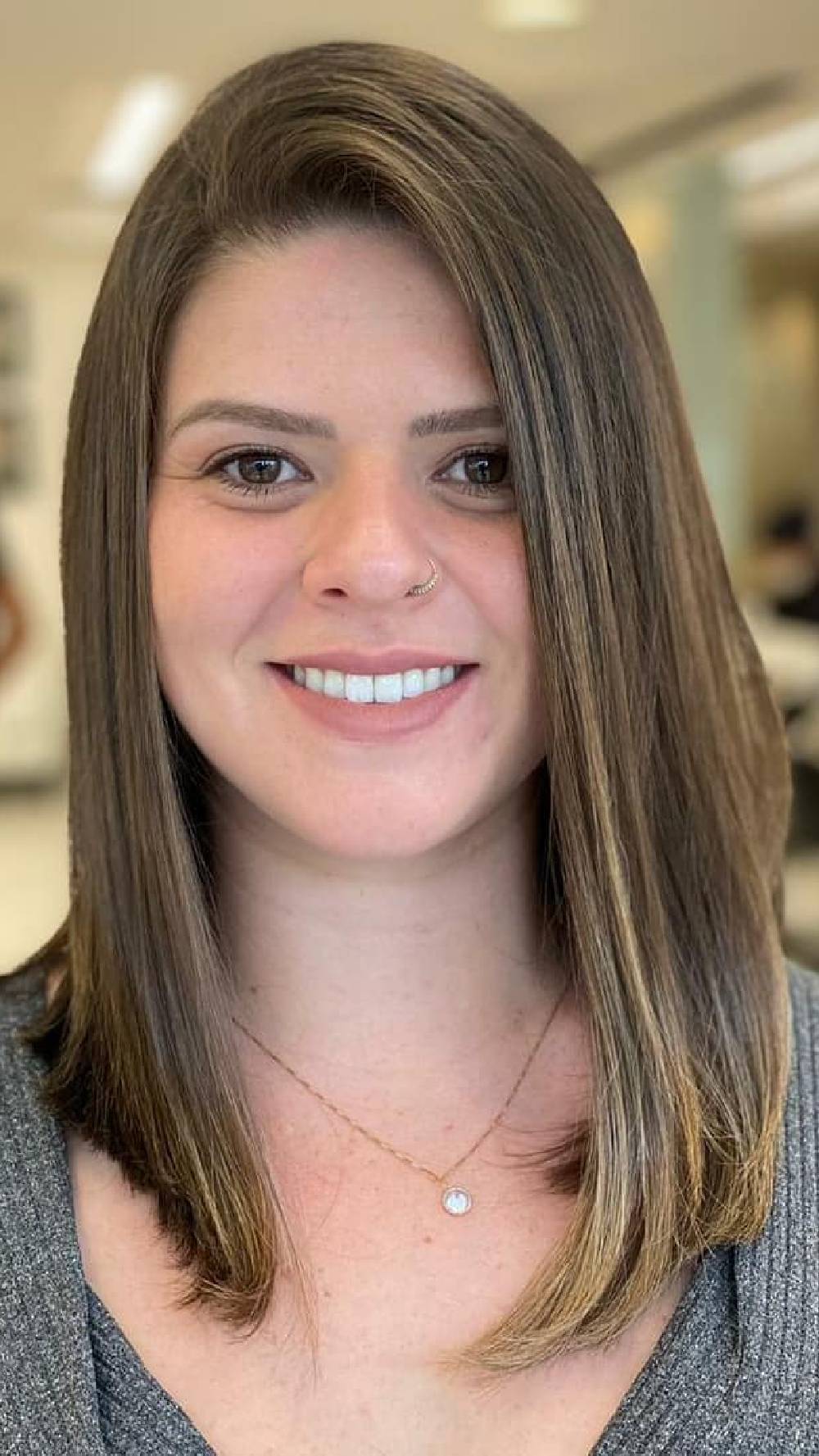 Polished Long Bob with Subtle Caramel Highlights