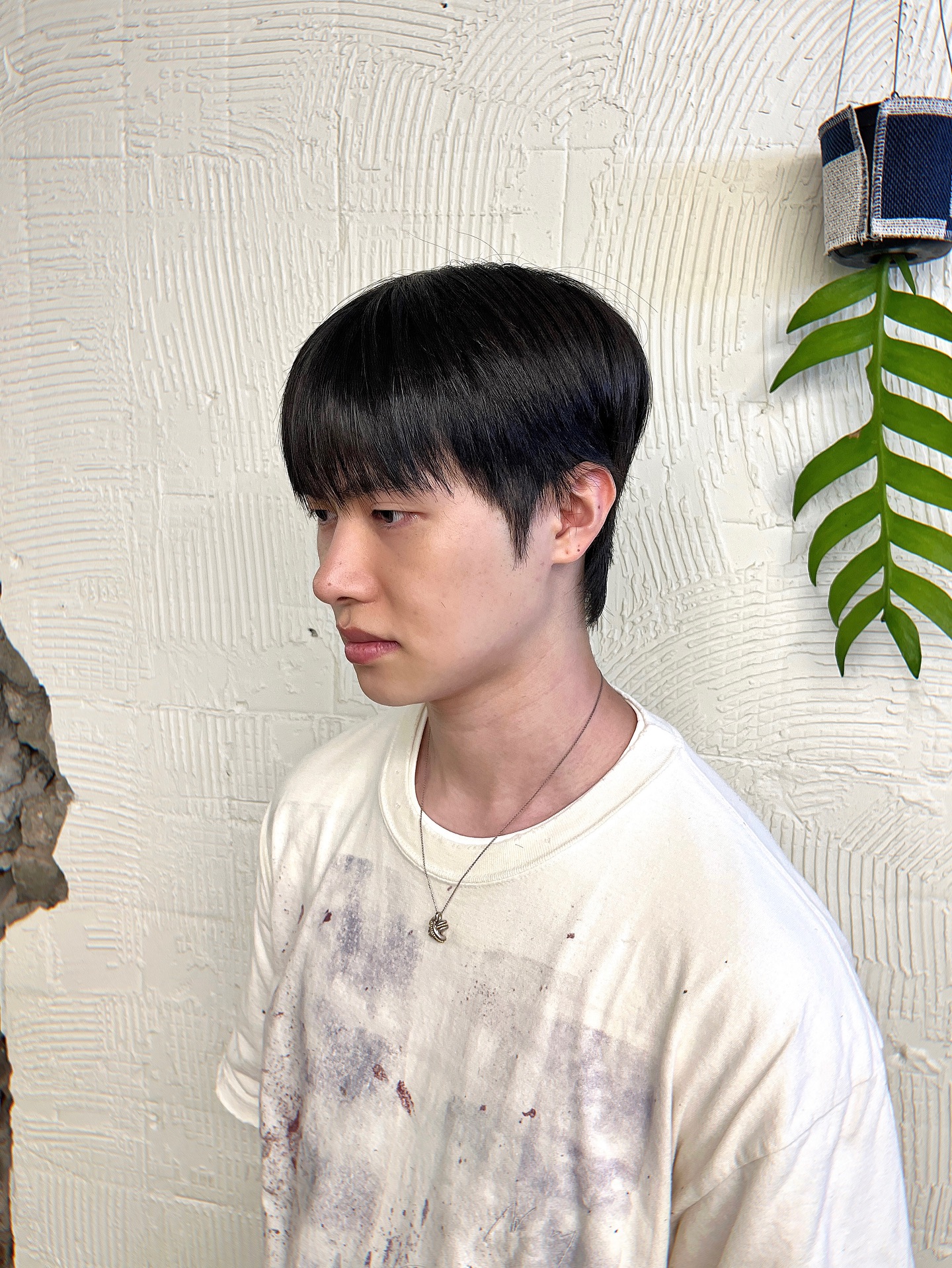 Trendy Textured Bowl Cut with Side Bangs