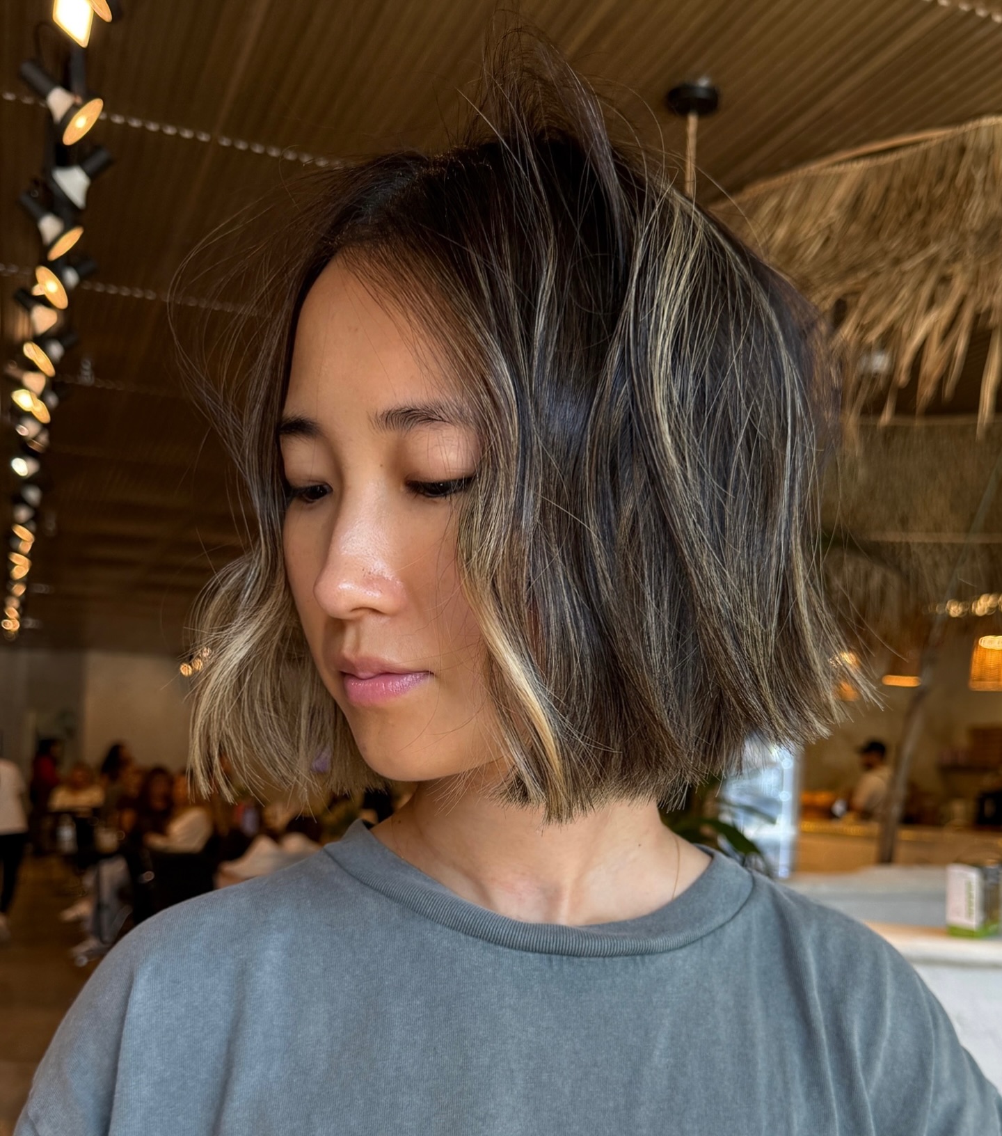 Chic Textured Lob with Subtle Highlights