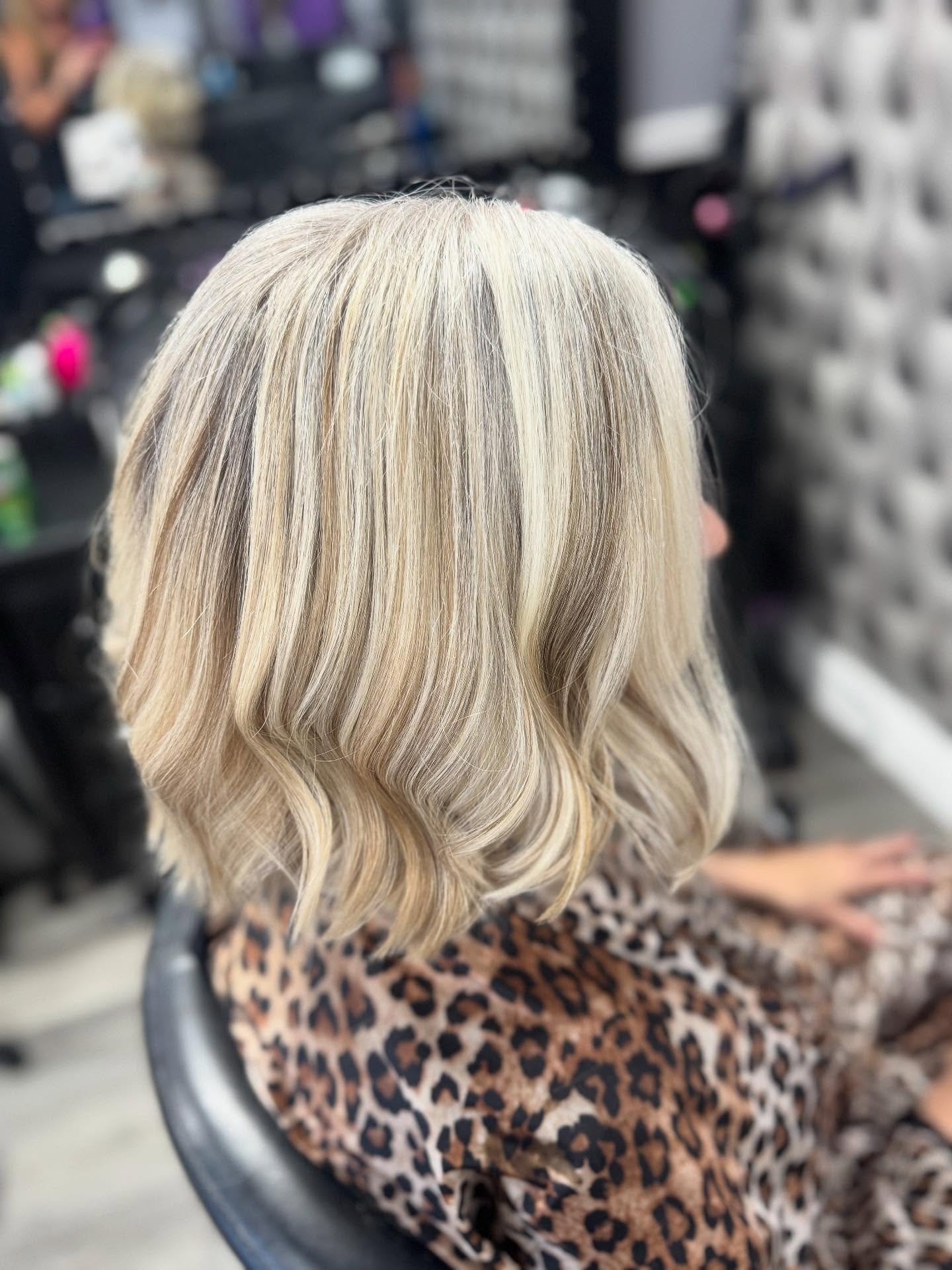 Softly Textured Blonde Lob with Gentle Waves