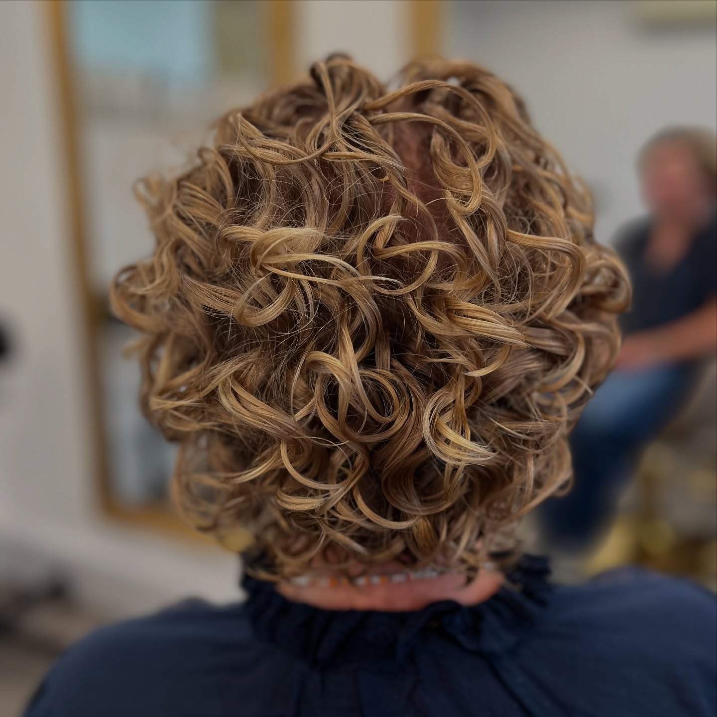 Charming Short Curly Cut with Defined Layers