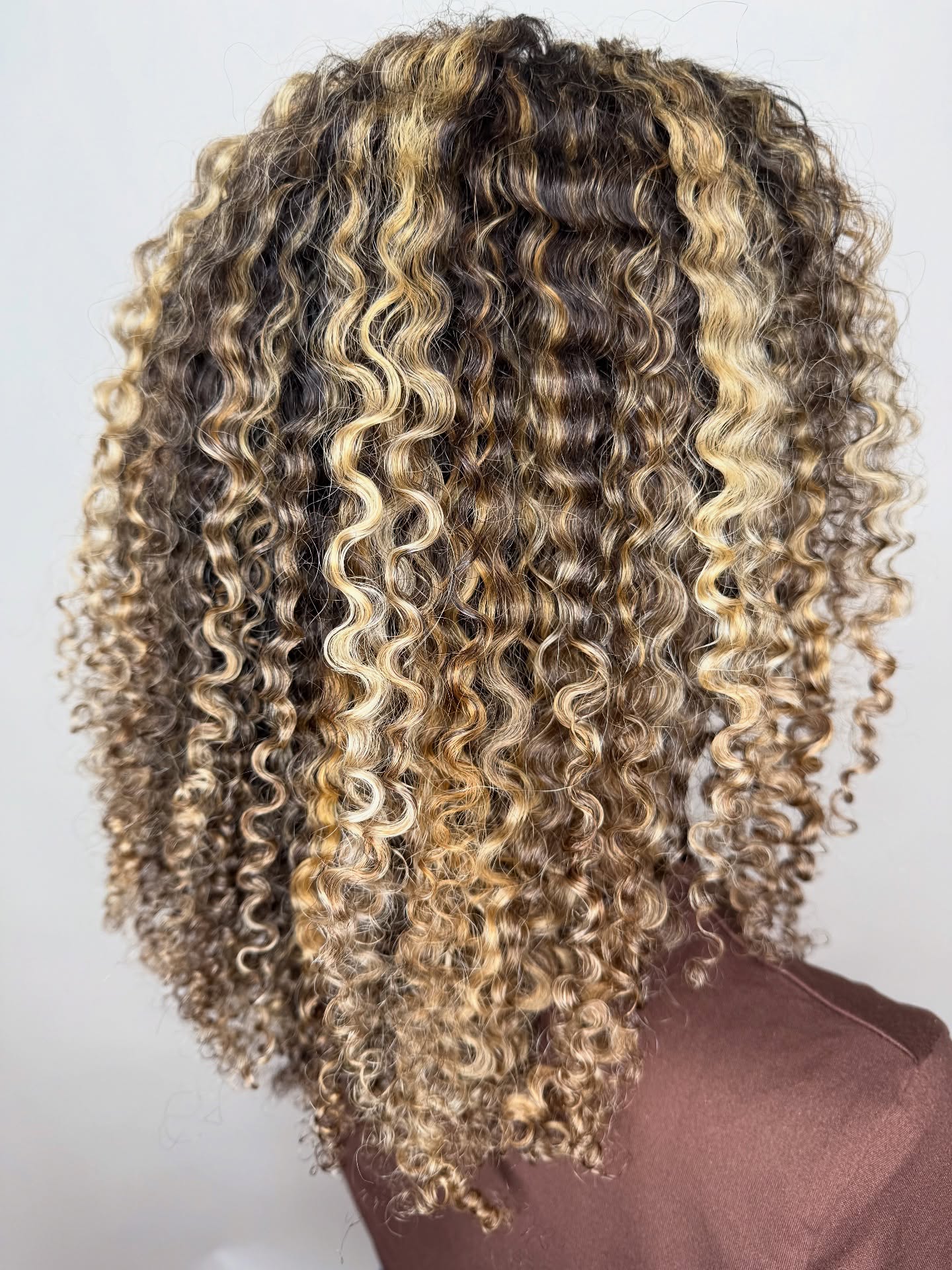Multi-Tonal Golden Spiral Curls