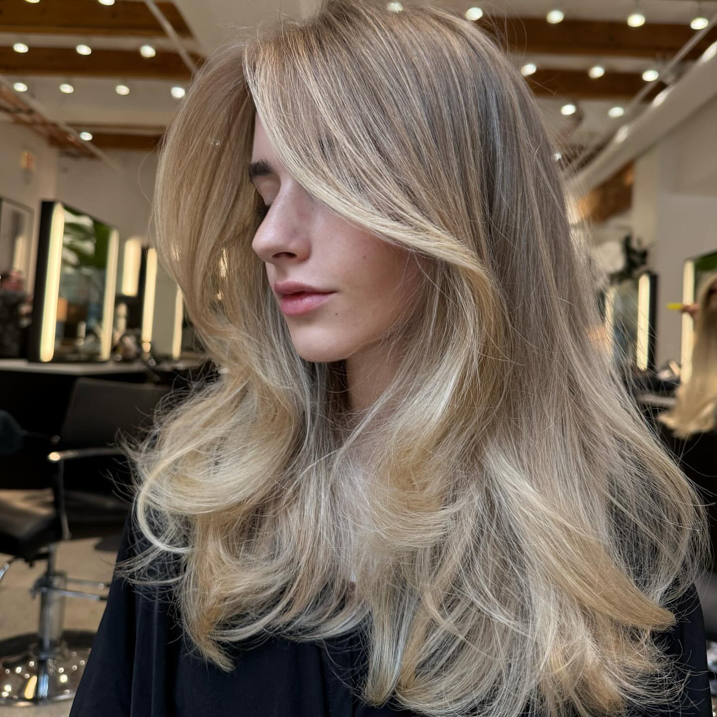 Softly Transitioning Golden Ash Layers