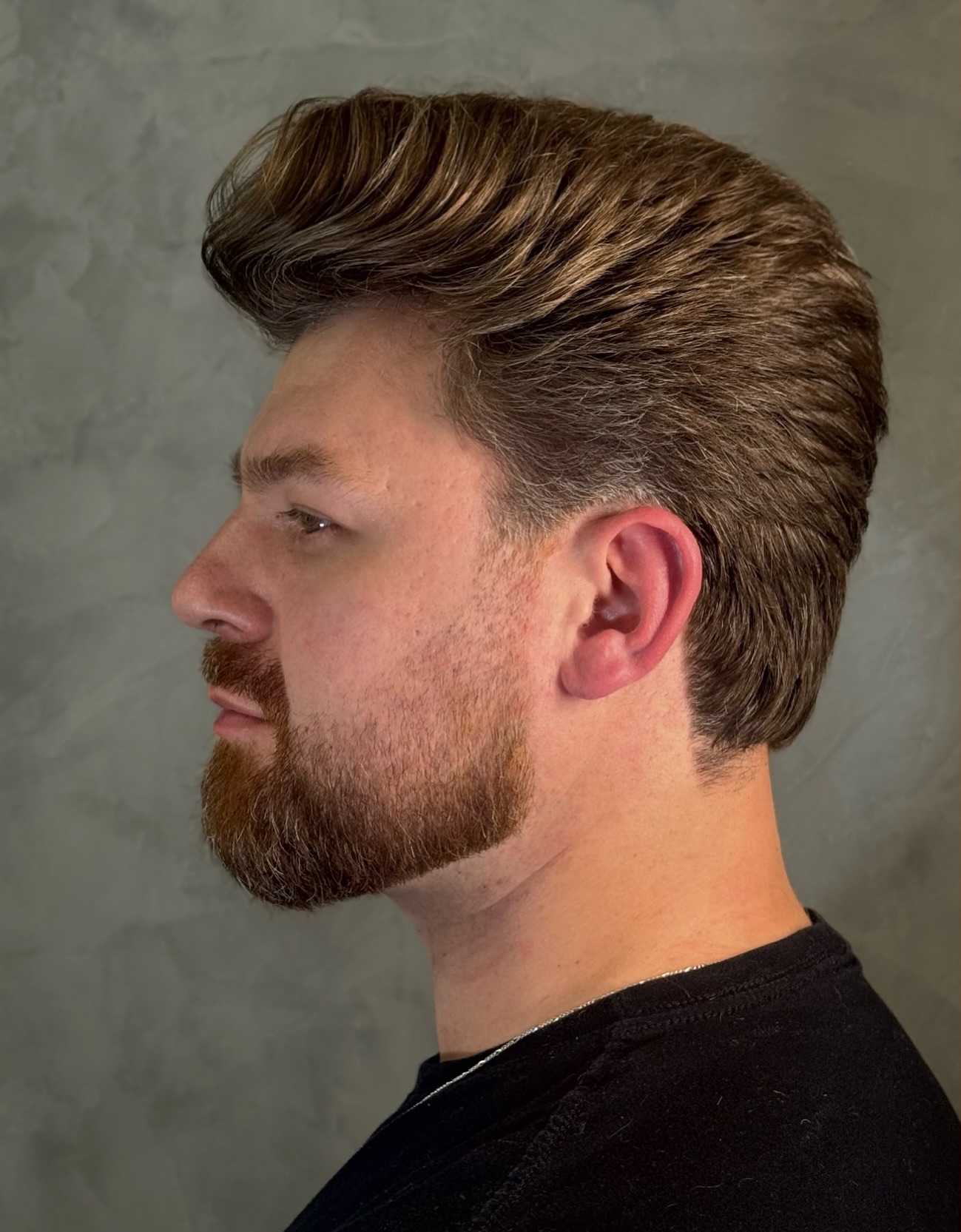 Flowing Sculpted Quiff with Natural Highlights