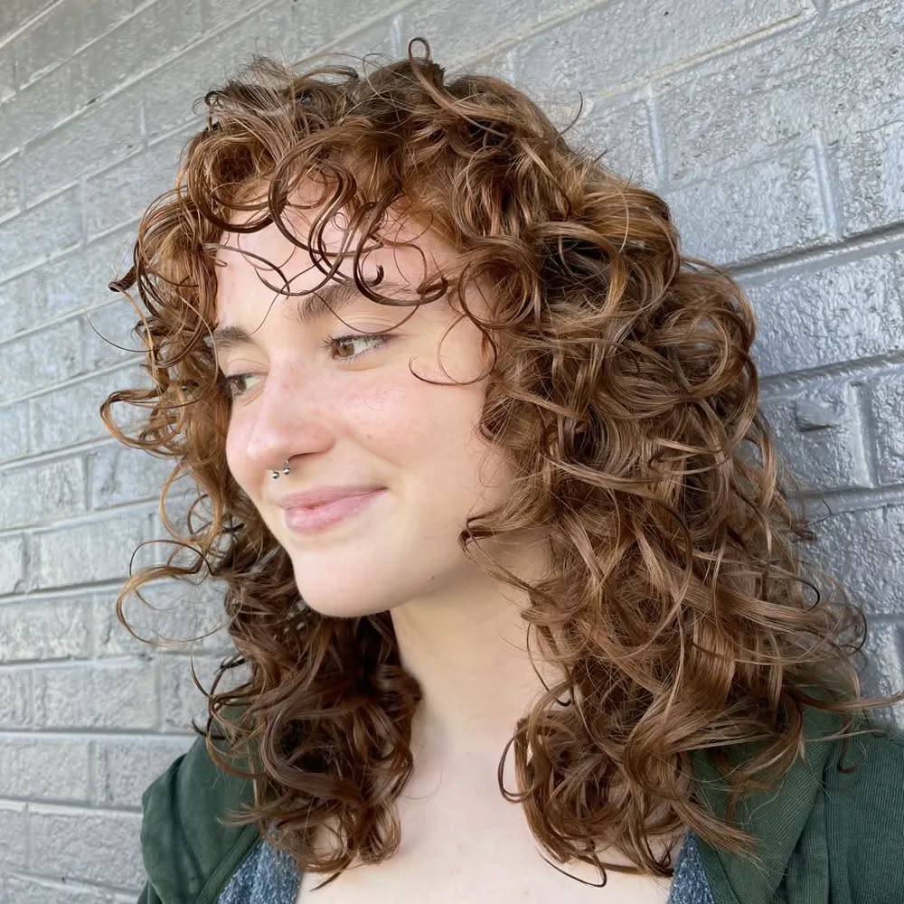 Textured Curly Layers with Face-Framing Volume