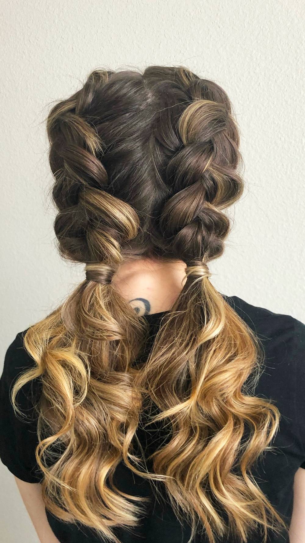 Charming Twisted Braids with Flowing Waves