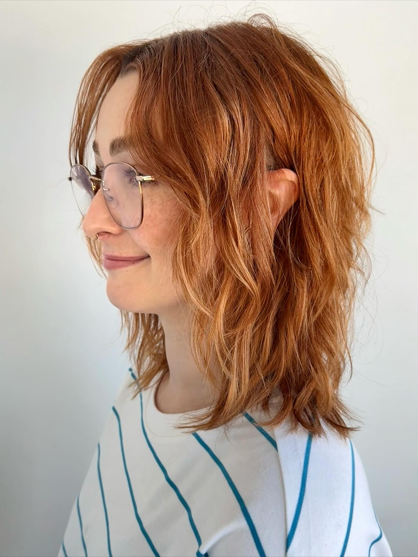 Luminous Copper Textured Lob with Subtle Waves