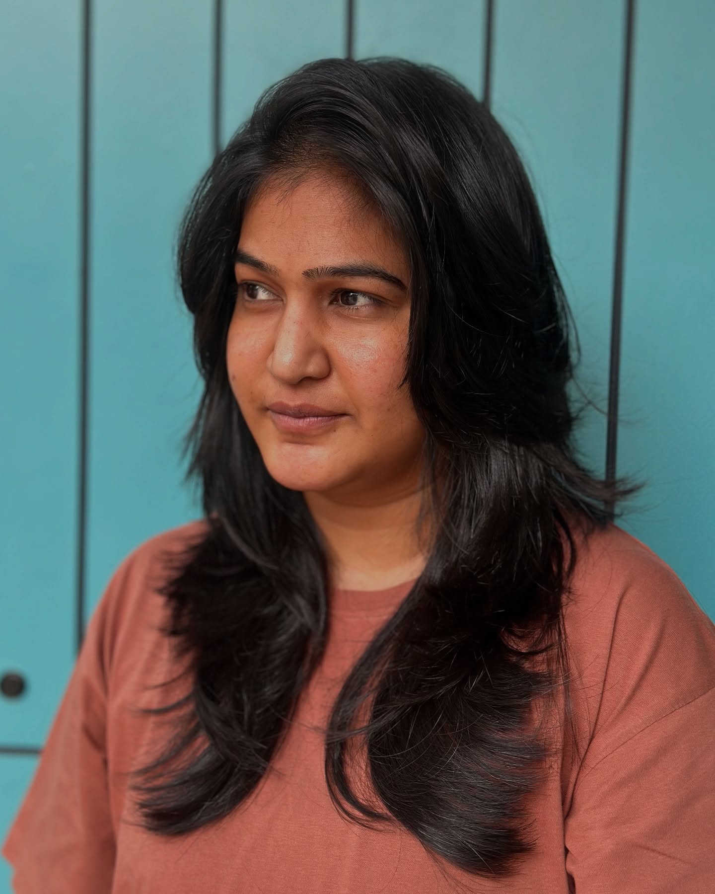 Soft Mid-Length Layered Waves with Natural Texture