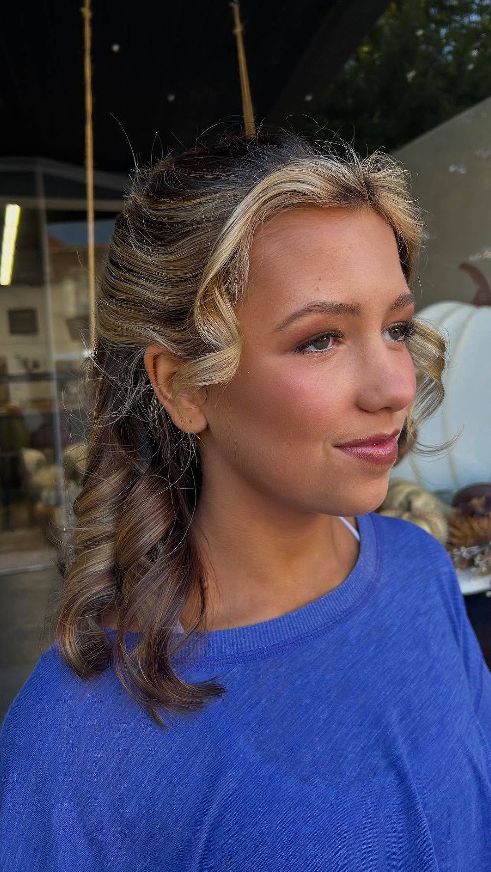 Charming Cascading Curls with Face-Framing Highlights