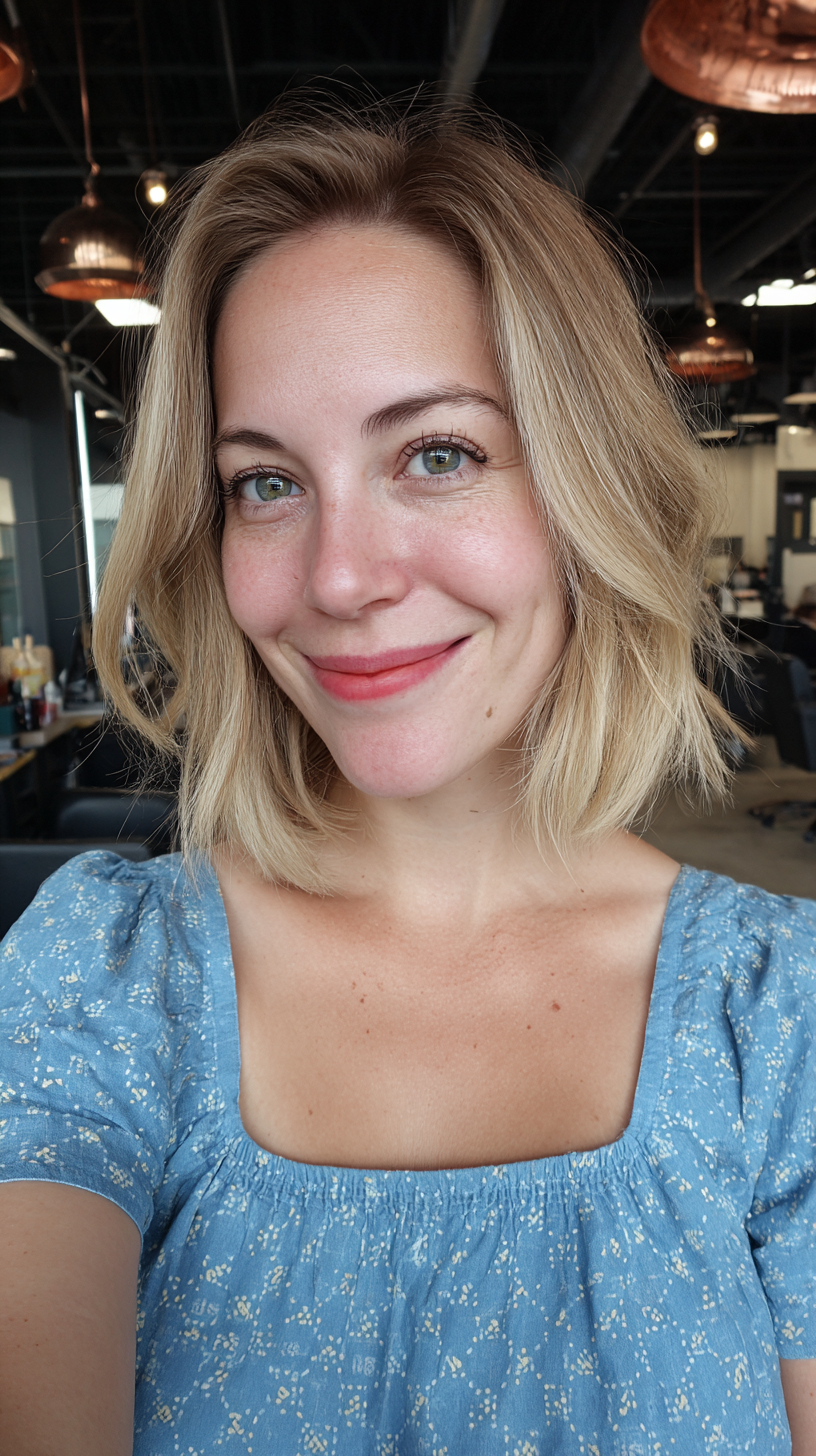 Chic Textured Blonde Bob with Subtle Layers