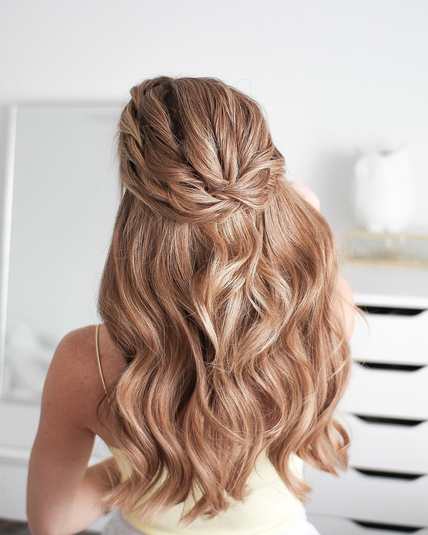 Whimsical-Twisted-Half-Updo-with-Flowing-Curls