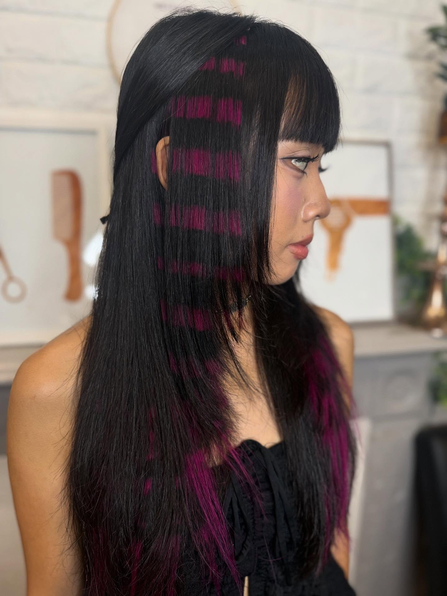 Edgy Raven Base with Magenta Panels