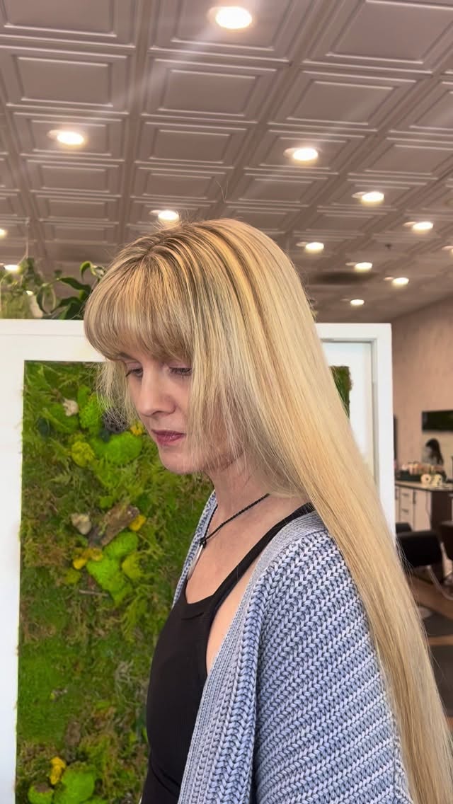 Sleek Vanilla Blonde Straight Cut with Bangs