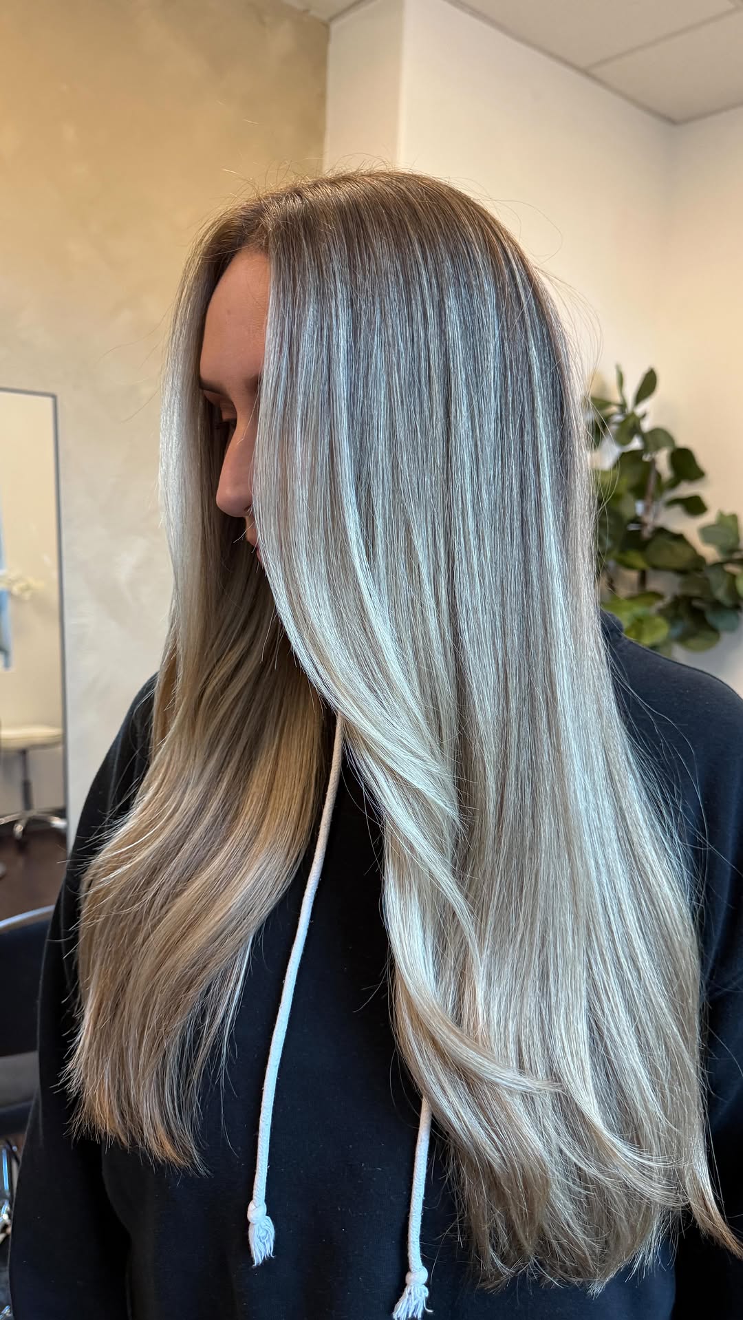Striking Silver-Blonde Smooth Layers