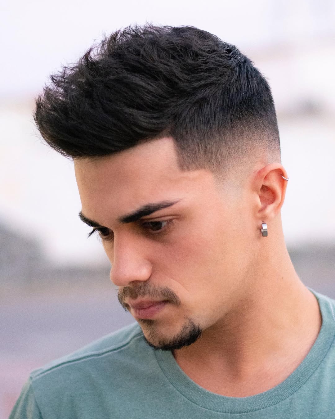 Bold Spiked Top with Subtle Fade