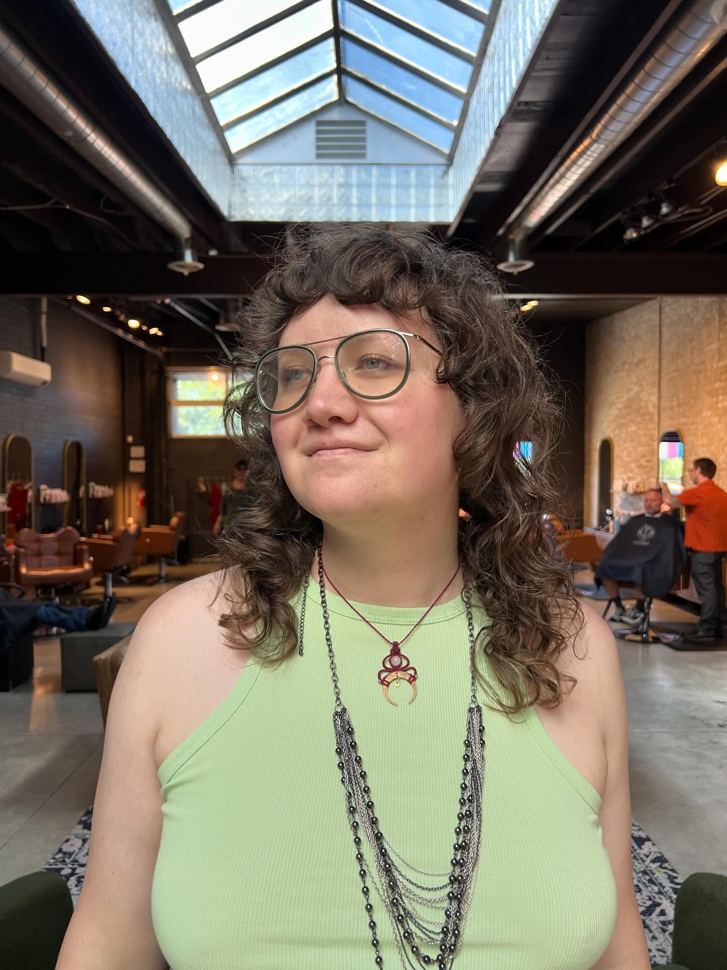 Effortless Natural Curl Cascade Cut