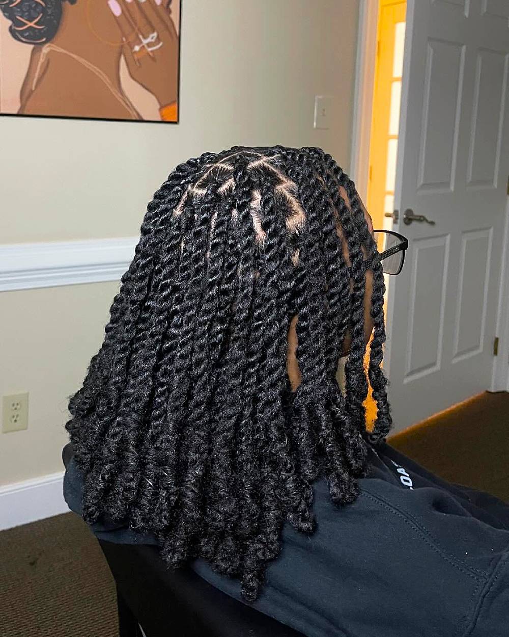 Stylish Twisted Lengths with Defined Texture