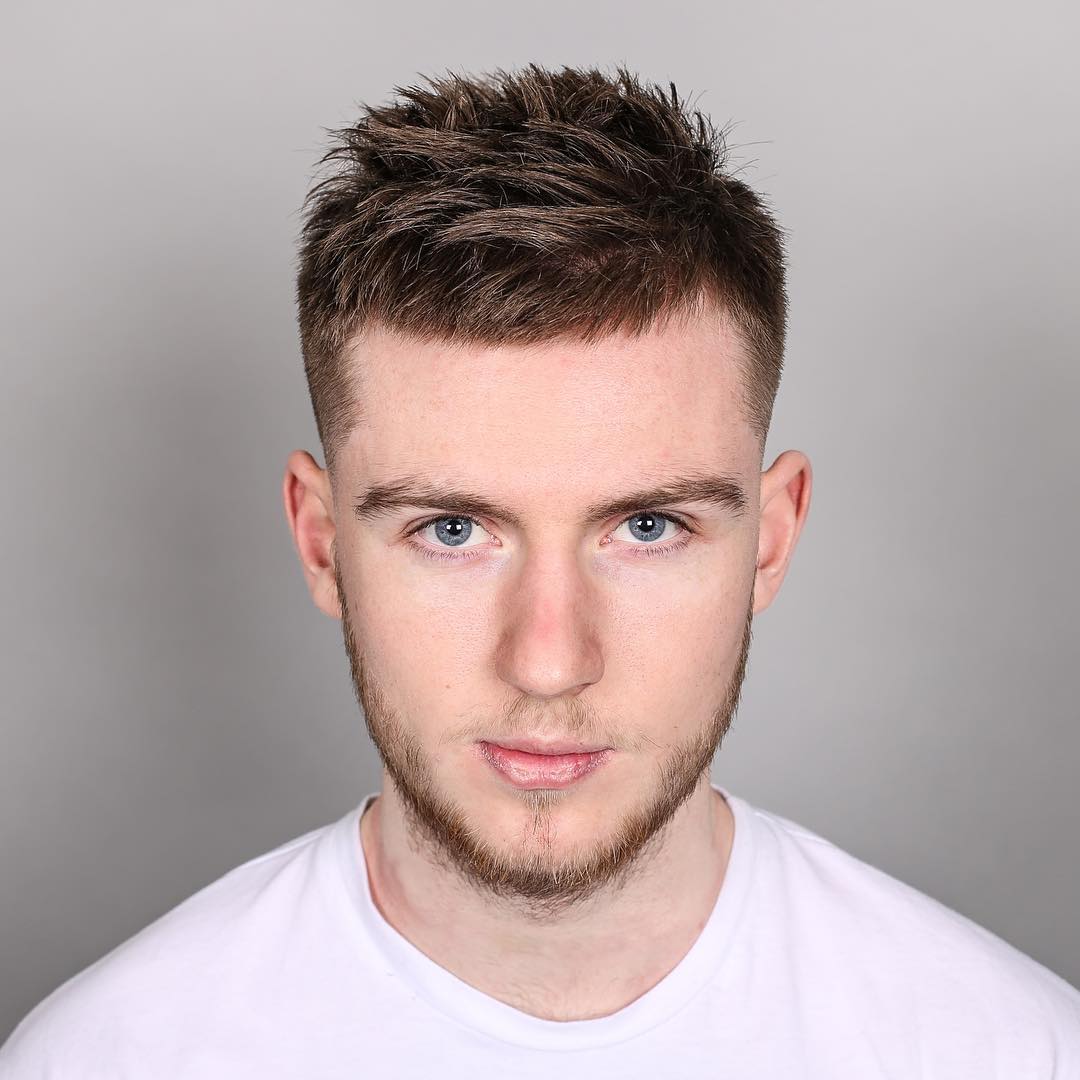 Textured Tapered Crop with Defined Fringe