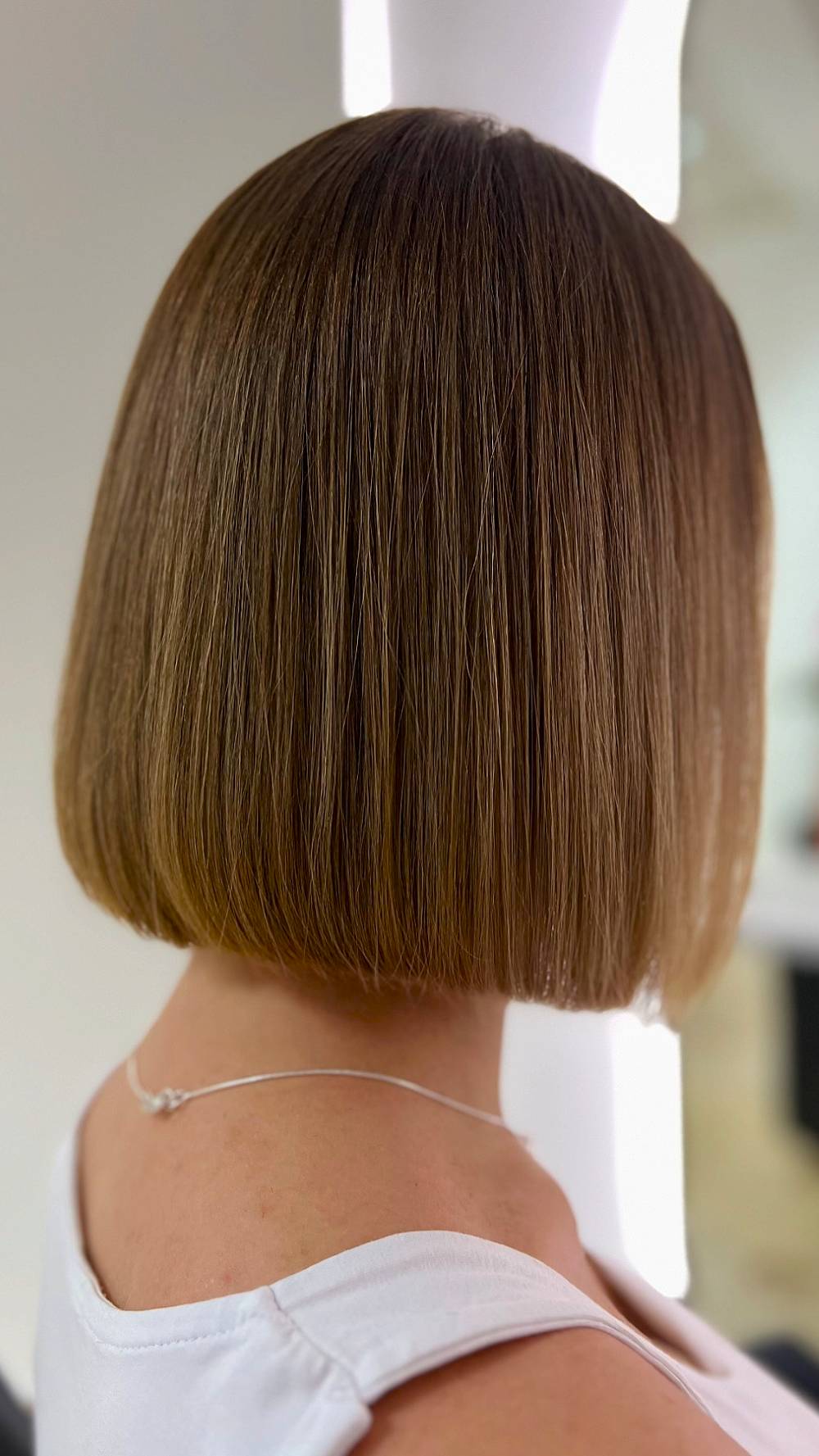 Classic Straight Bob with Subtle Dimension