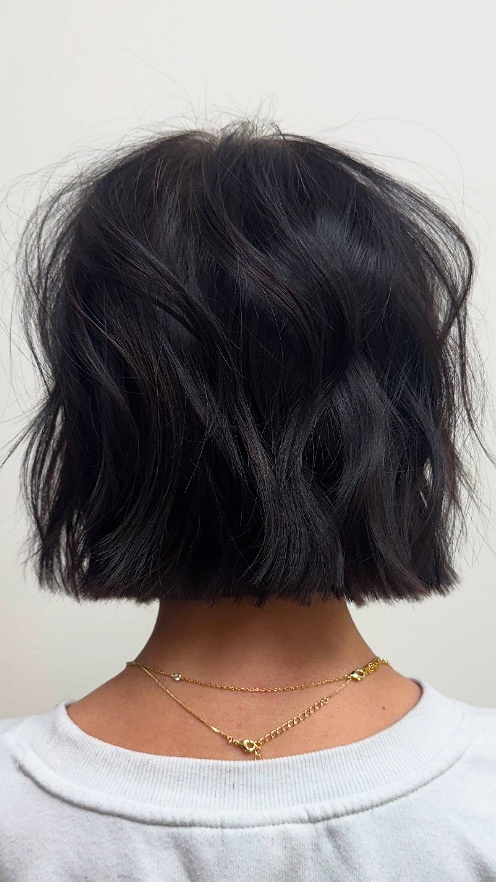 Textured Wavy Bob with Subtle Layers