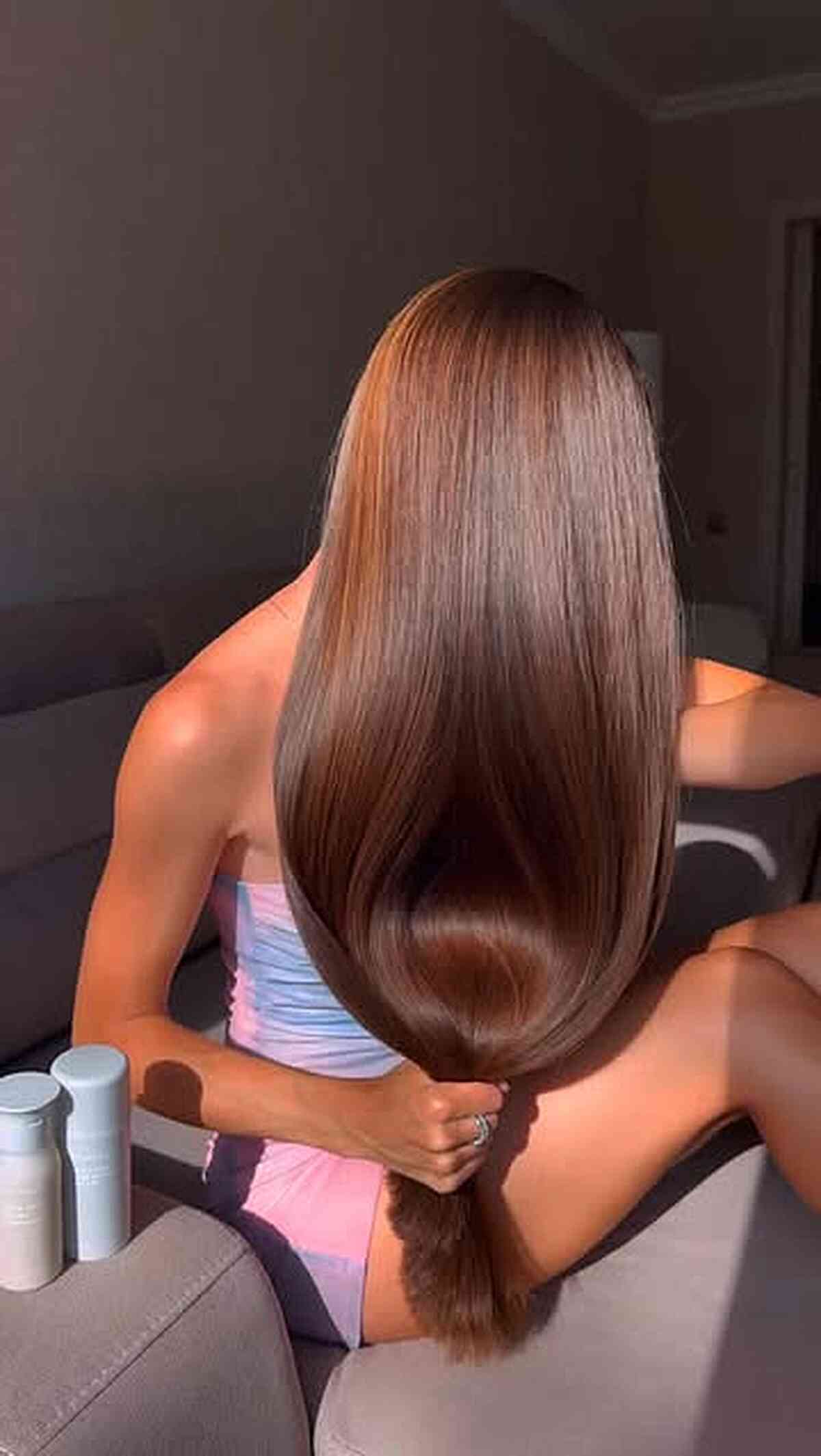 Glossy Caramel Straight Hair with Sleek Finish