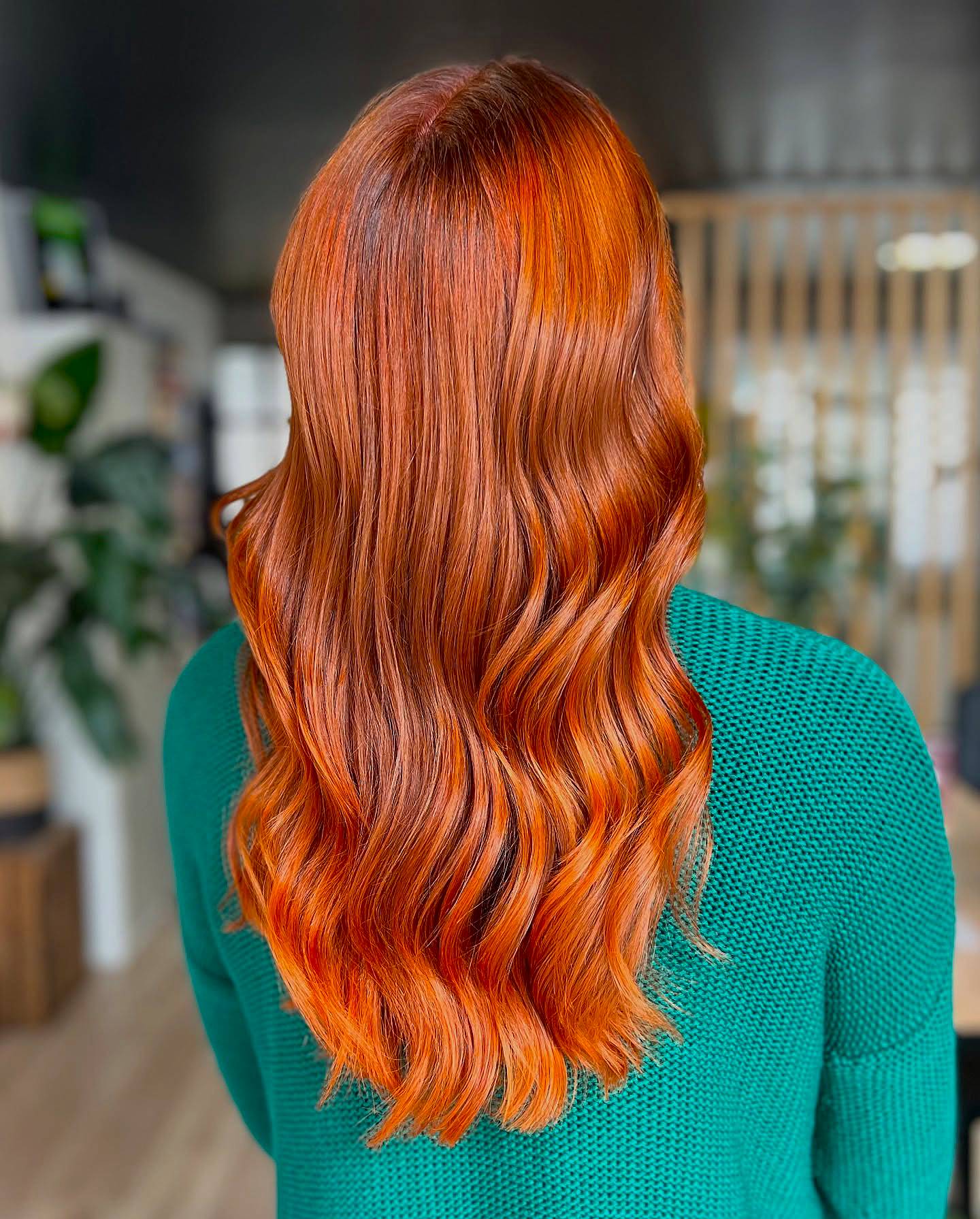 Radiant Copper Waves with Subtle Dimension