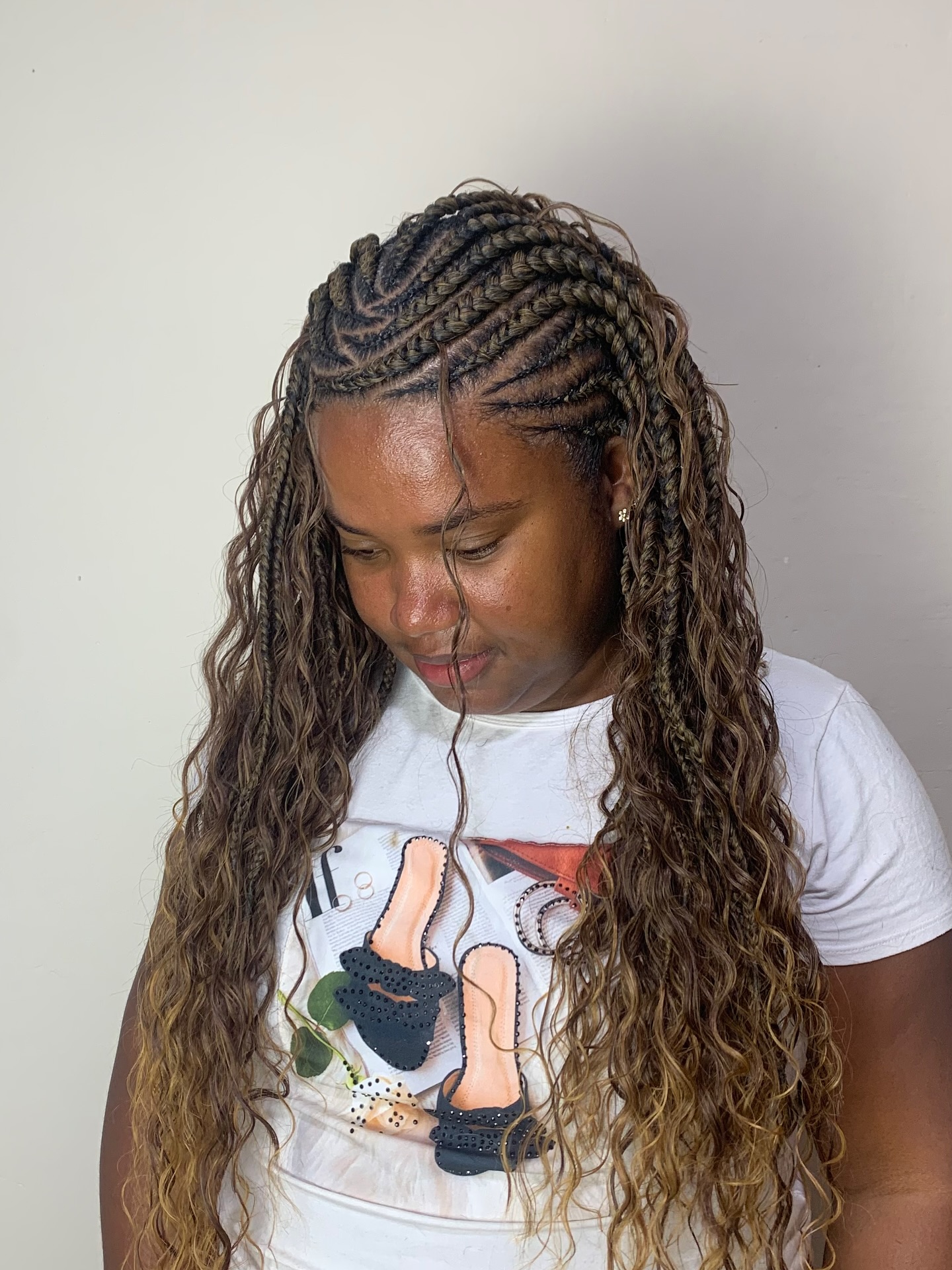 Stylish Ombre Fulani Braids with Loose Waves